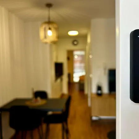Shome I Self Check-in I Free Parking Appart hôtel