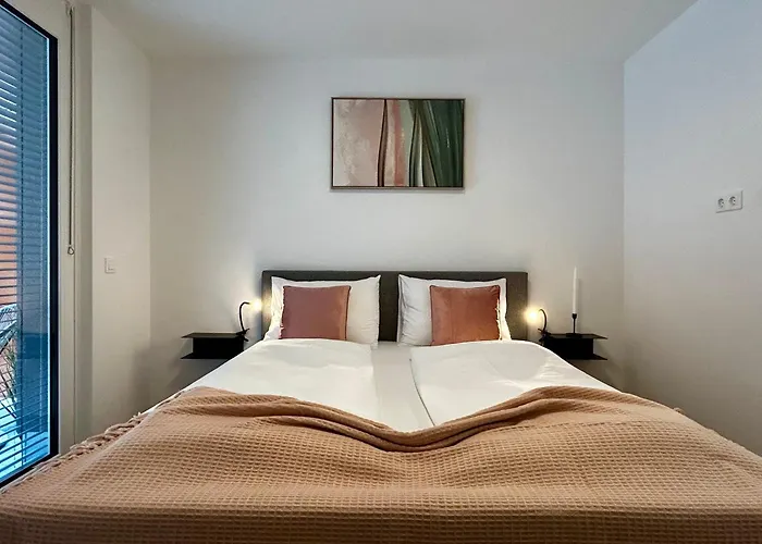 Aparthotel Shome I Self Check-in I Free Parking 3*